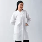 روپوش پزشکی زنانه مدل یقه انگلیسی دکمه مخفی